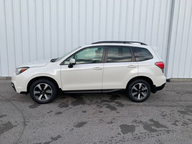Used 2018 Subaru Forester 2.5i Premium w/ All-Weather Package AWD/4WD image 5