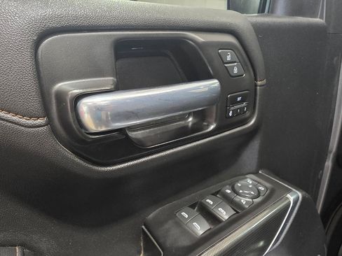 Used 2021 GMC Sierra 1500 AT4 w/ AT4 Value Package AWD/4WD image 16