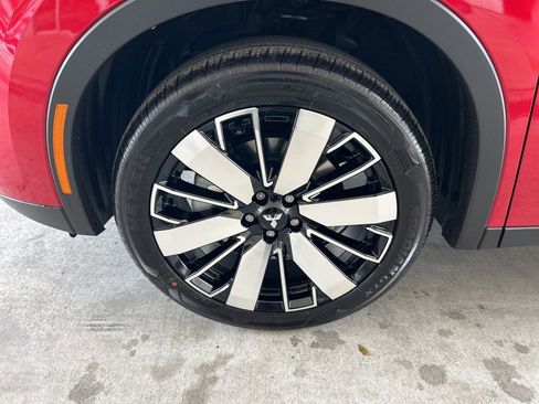 New 2025 Mitsubishi Outlander SE image 14