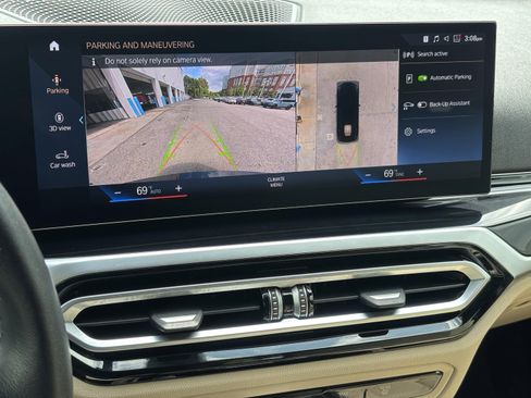 Used 2023 BMW i4 eDrive35 RWD image 29