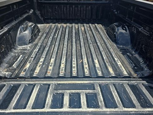 Used 2021 Chevrolet Colorado LT w/ Fleet Safety Package RWD image 10