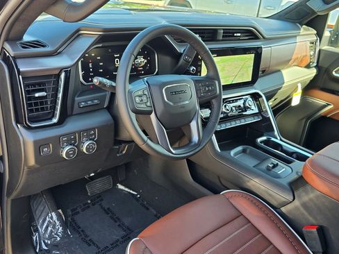 New 2026 GMC Sierra 2500 Denali Ultimate w/ Snow Plow Prep/Camper Package AWD/4WD image 17