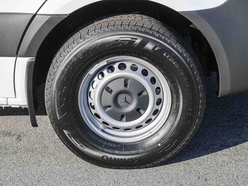 New 2026 Mercedes-Benz Sprinter 2500 image 11