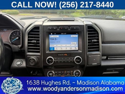 Used 2018 Ford Expedition Limited w/ Equipment Group 301A AWD/4WD image 12