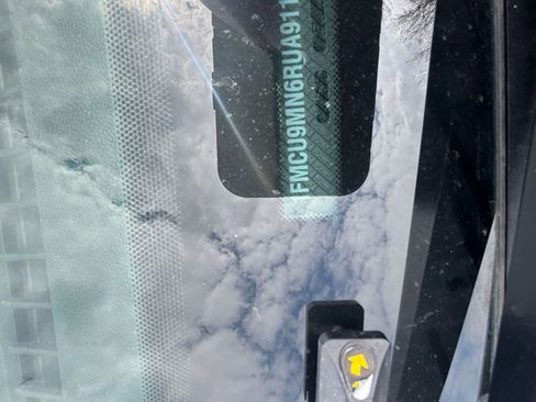 Used 2024 Ford Escape ST-Line image 9