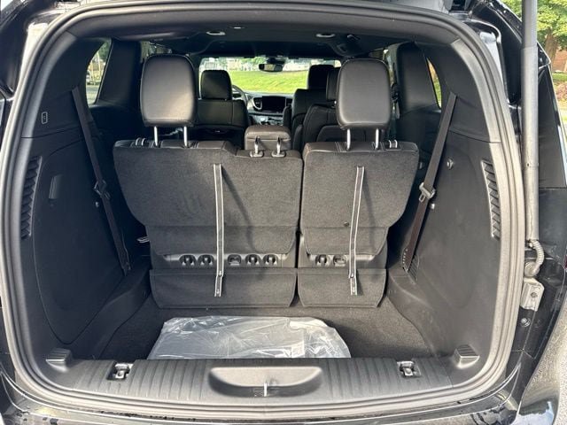 New 2026 Chrysler Pacifica Select AWD/4WD image 5
