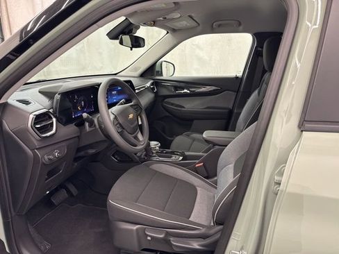 New 2026 Chevrolet TrailBlazer LT w/ Driver Confidence Package AWD/4WD image 19