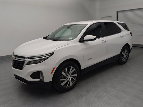 Used 2024 Chevrolet Equinox LT w/ LPO, Floor Liner Package image 2