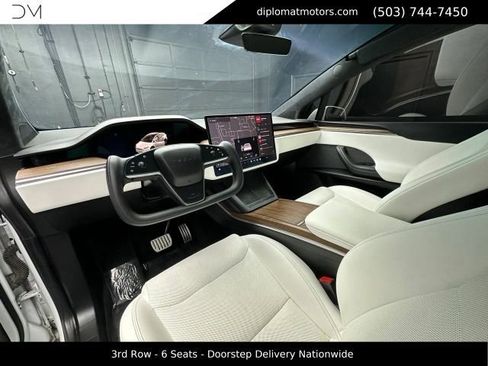 Used 2023 Tesla Model X AWD/4WD image 16