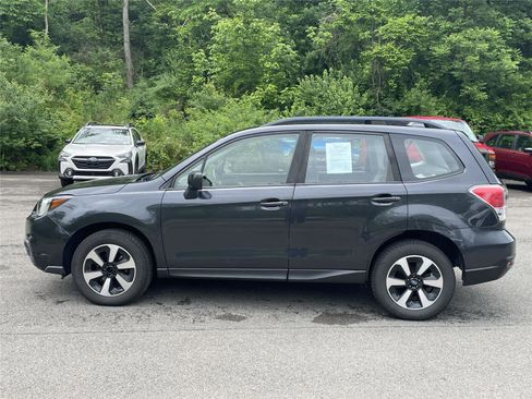 Used 2017 Subaru Forester 2.5i w/ Alloy Wheel Package AWD/4WD image 2