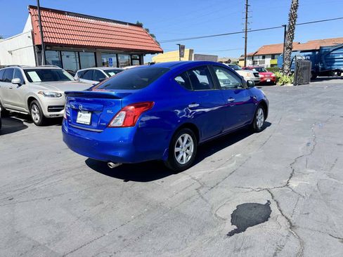 Used 2013 Nissan Versa w/ SL Tech Pkg FWD image 5