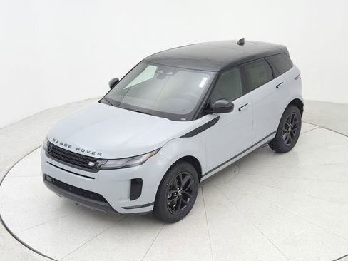 Used 2025 Land Rover Range Rover Evoque S image 13