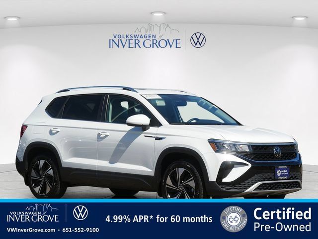 Certified 2024 Volkswagen Taos SE AWD/4WD image 1