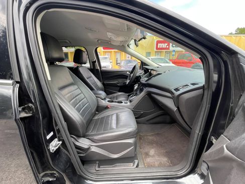 Used 2014 Ford Escape SE w/ Equipment Group 201A FWD image 25