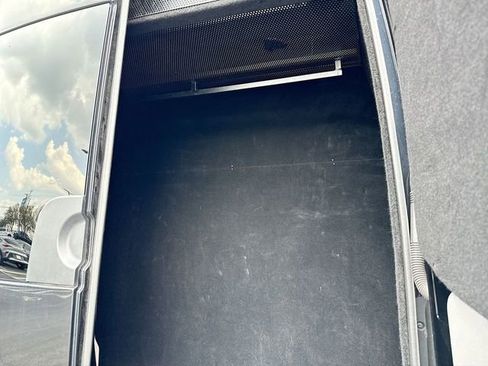 Used 2016 Mercedes-Benz Sprinter 3500 image 15