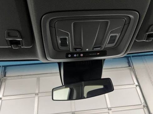 Used 2023 GMC Sierra 1500 Elevation image 45