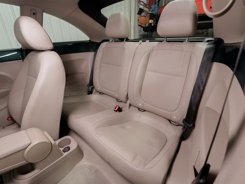 Used 2017 Volkswagen Beetle 1.8T SE image 14