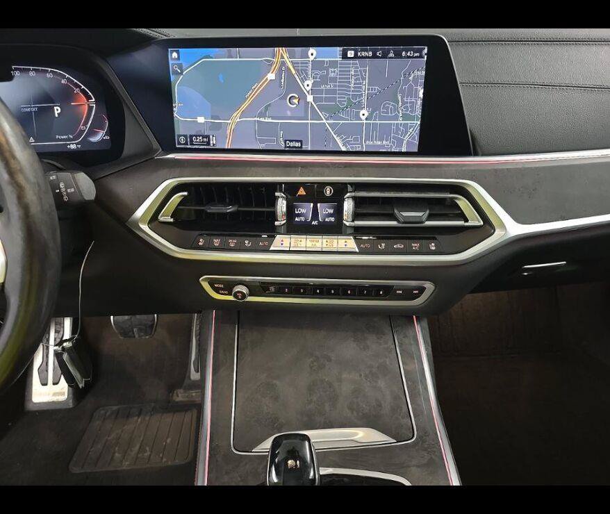 Used 2021 BMW X7 xDrive40i w/ M Sport Package AWD/4WD image 6