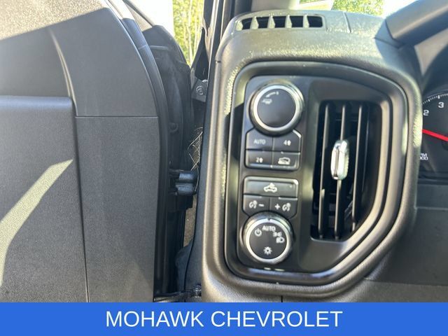 Used 2021 Chevrolet Silverado 1500 Custom AWD/4WD image 24