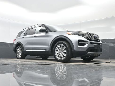 Used 2020 Ford Explorer Limited w/ Class III Trailer Tow Package AWD/4WD image 33