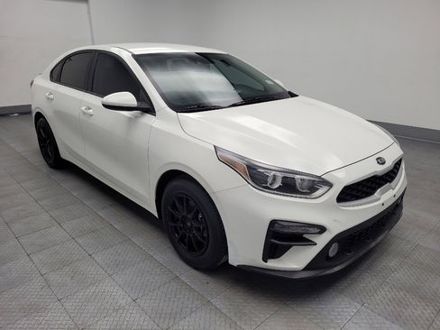 Used 2019 Kia Forte Sedan w/ Paint Protection Film Package image 13