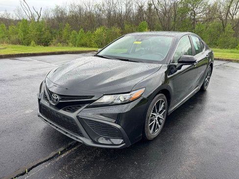 Certified 2024 Toyota Camry SE image 7