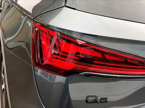 Certified 2023 Audi Q5 2.0T Premium Plus w/ Premium Plus Package image 28
