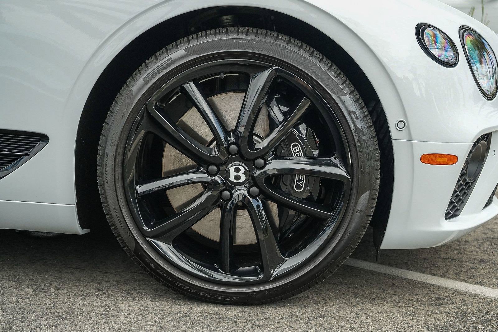 Used 2024 Bentley Continental GT V8 AWD/4WD image 7