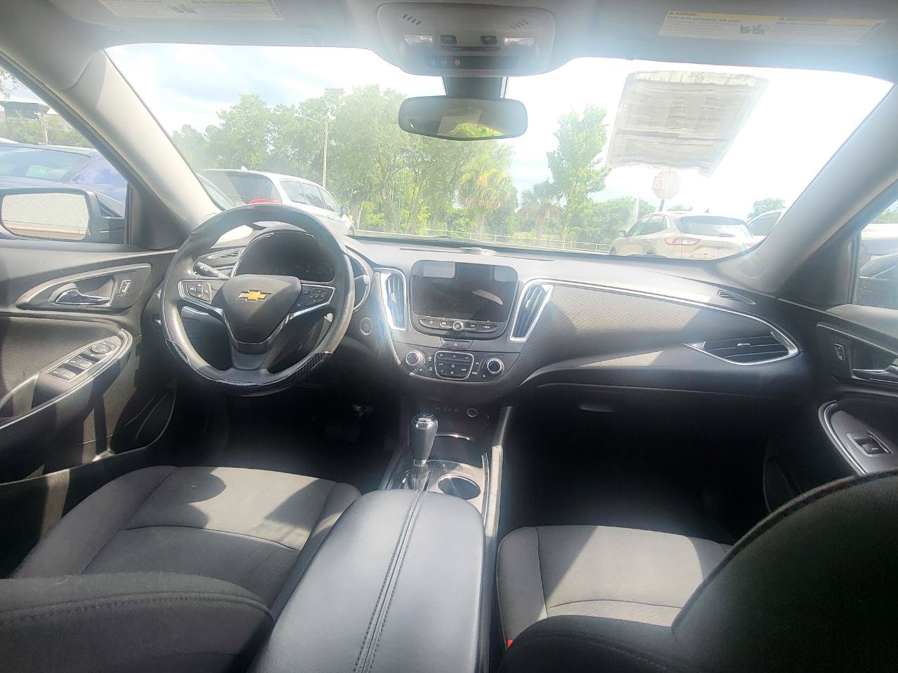 Used 2019 Chevrolet Malibu LT FWD image 27
