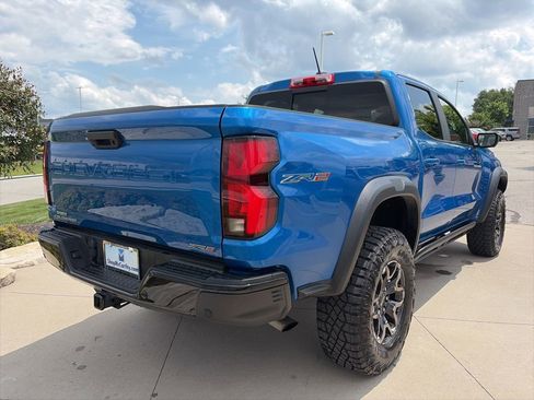 Used 2024 Chevrolet Colorado ZR2 w/ Technology Package AWD/4WD image 21