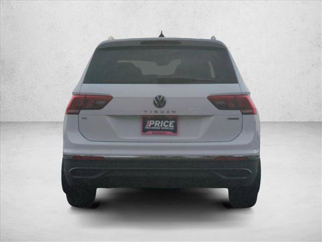 Used 2024 Volkswagen Tiguan SE w/ Panoramic Sunroof Package AWD/4WD image 7