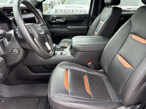 Certified 2024 GMC Sierra 1500 AT4 w/ AT4 Preferred Package AWD/4WD image 16
