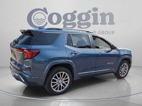 Used 2026 GMC Terrain Denali AWD/4WD image 5