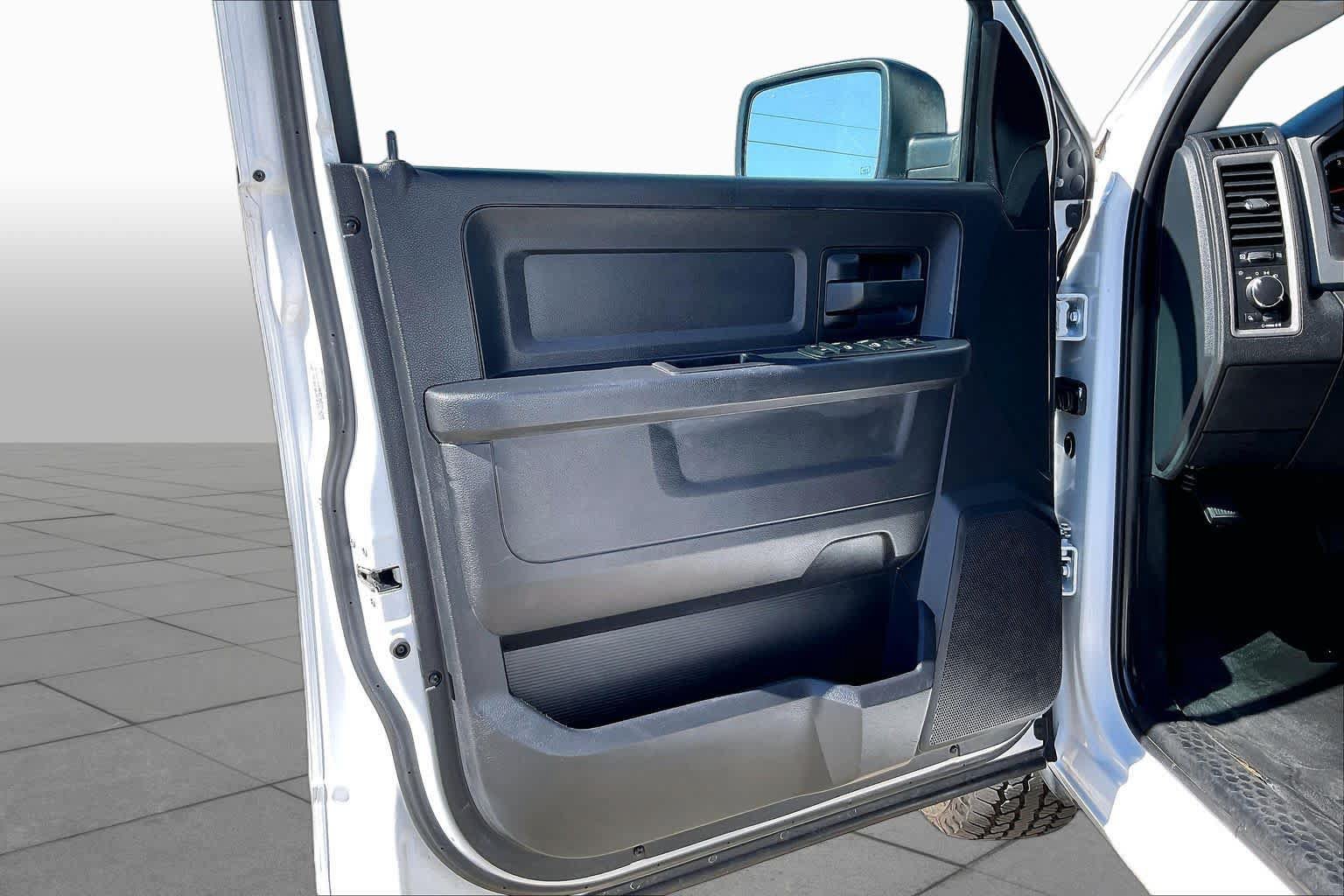 Used 2015 RAM 1500 Tradesman w/ Popular Equipment Group RWD image 22