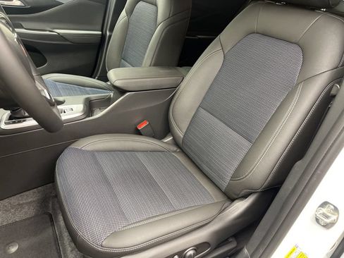 New 2026 Buick Envista Sport Touring w/ Convenience I Package FWD image 8