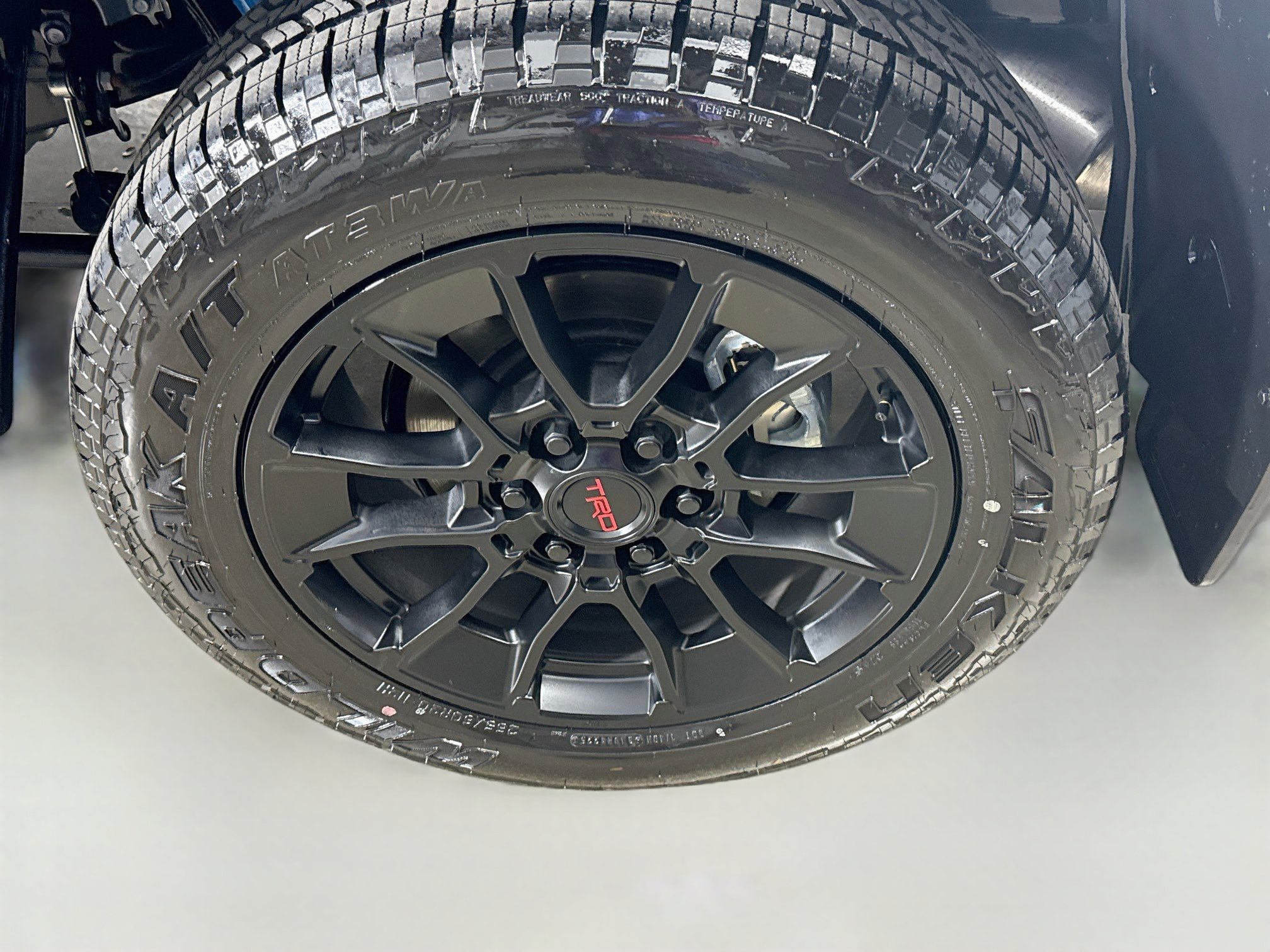 Certified 2026 Toyota Tundra Limited w/ TRD Off-Road Package AWD/4WD image 31
