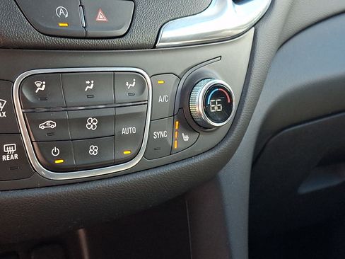 Certified 2022 Chevrolet Equinox LT AWD/4WD image 25