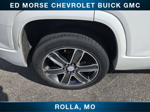 Certified 2019 GMC Acadia Denali w/ Technology Package AWD/4WD image 12