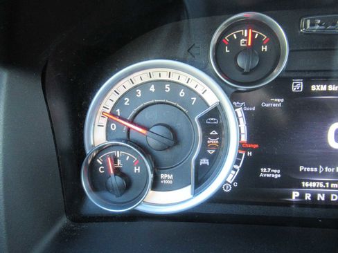 Used 2014 RAM 2500 Laramie image 26