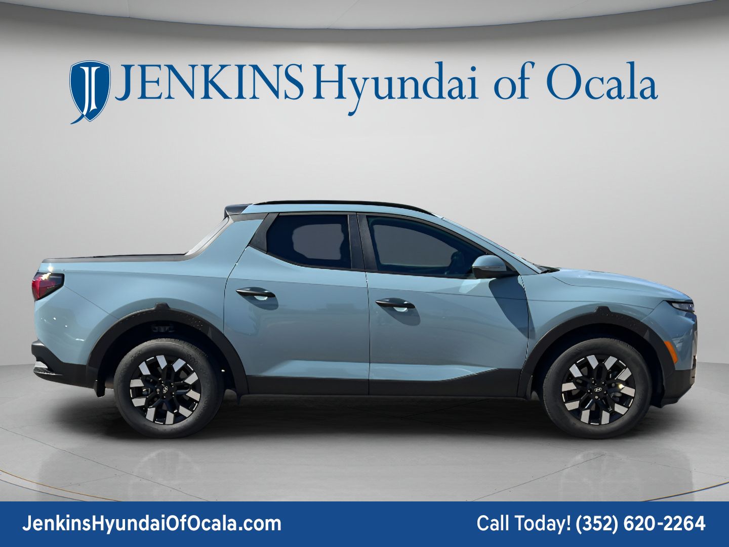 Certified 2025 Hyundai Santa Cruz SEL FWD image 2