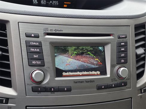 Used 2013 Subaru Outback 3.6R Limited w/ Moonroof Pkg image 16