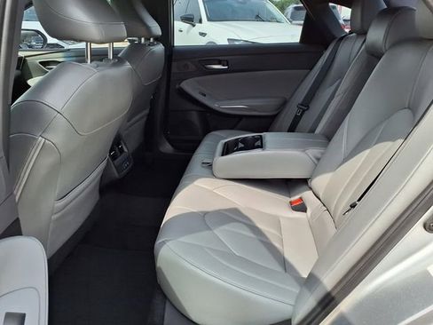 Used 2019 Toyota Avalon XLE w/ Moonroof Package FWD image 18