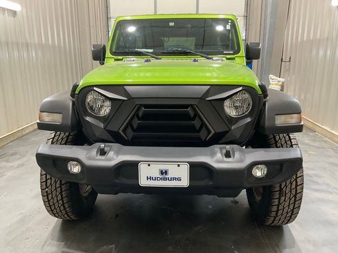 Used 2020 Jeep Wrangler Unlimited Sport S image 2