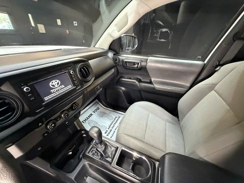 Used 2019 Toyota Tacoma SR RWD image 27