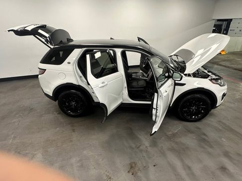 Used 2018 Land Rover Discovery Sport HSE image 56