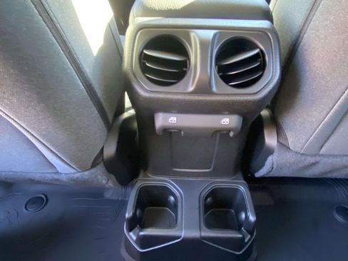 New 2026 Jeep Gladiator Willys image 13