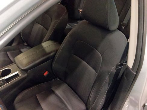 Used 2022 Nissan Altima 2.5 SV FWD image 11