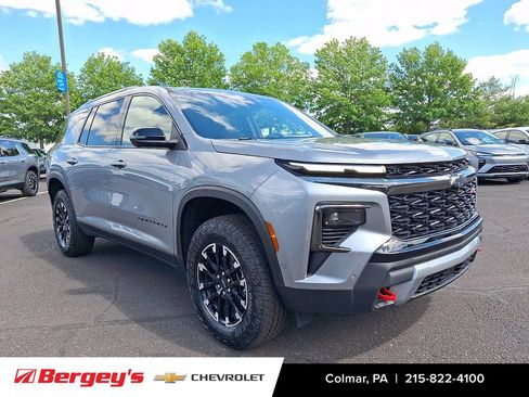 New 2026 Chevrolet Traverse Z71 w/ Enhanced Driving Package AWD/4WD image 4