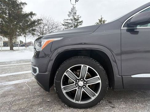 Used 2018 GMC Acadia Denali w/ Technology Package image 40