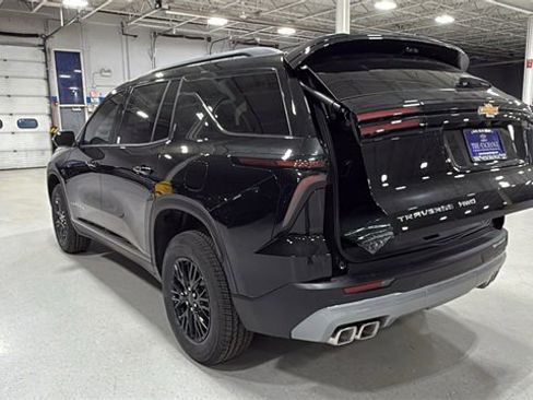 New 2026 Chevrolet Traverse LT w/ Driver Confidence Package image 8